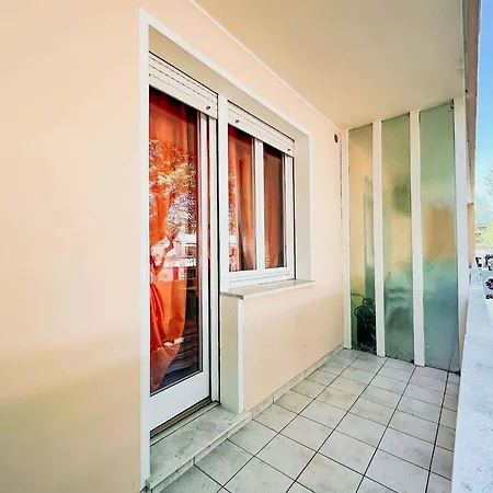 In 45682 Apartamento *