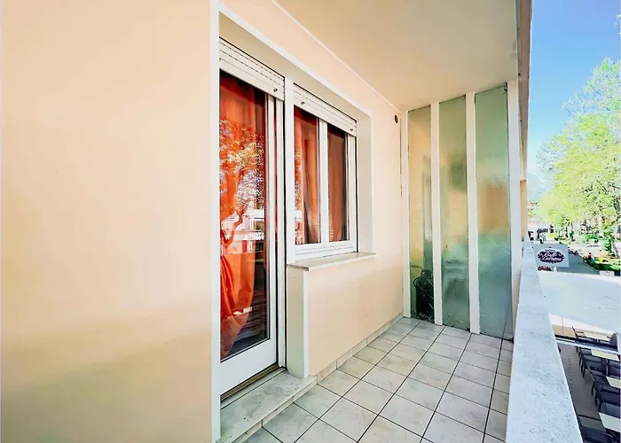 In 45682 Appartamento *